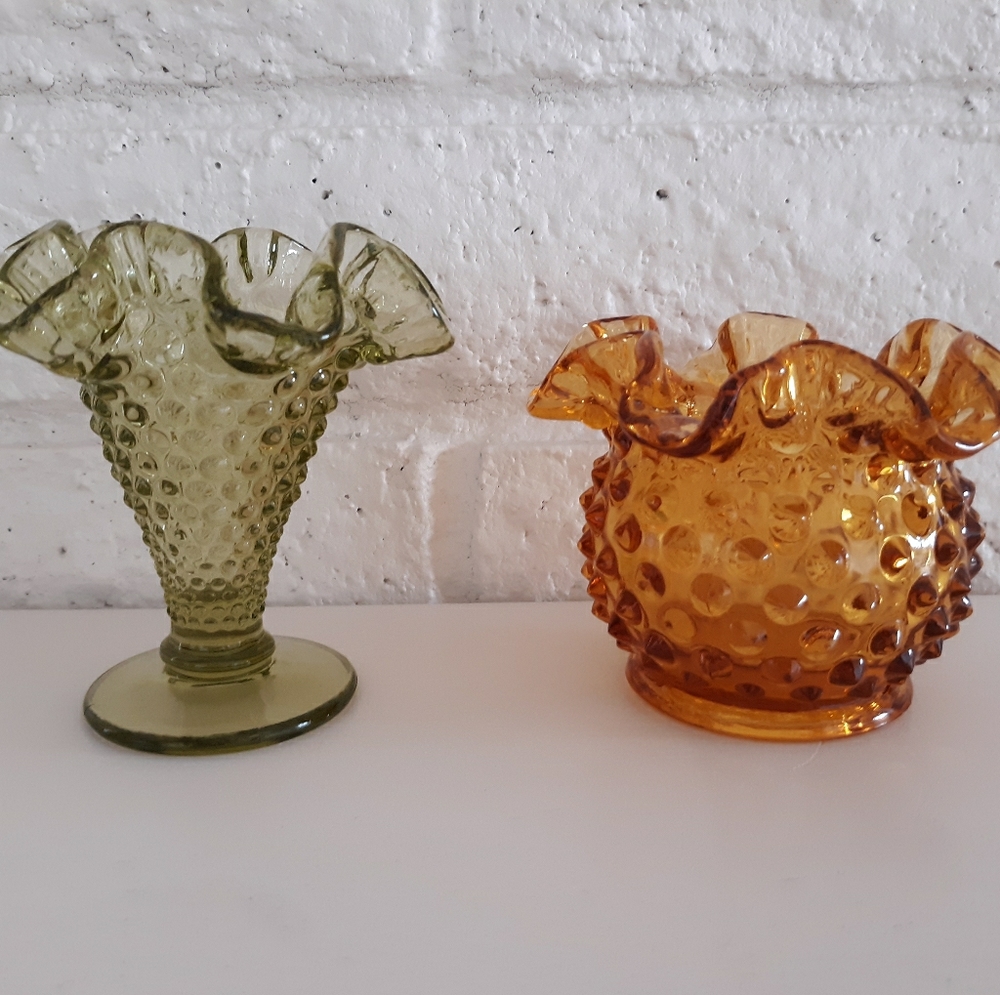 Antique hobnail mini vases. Deco.